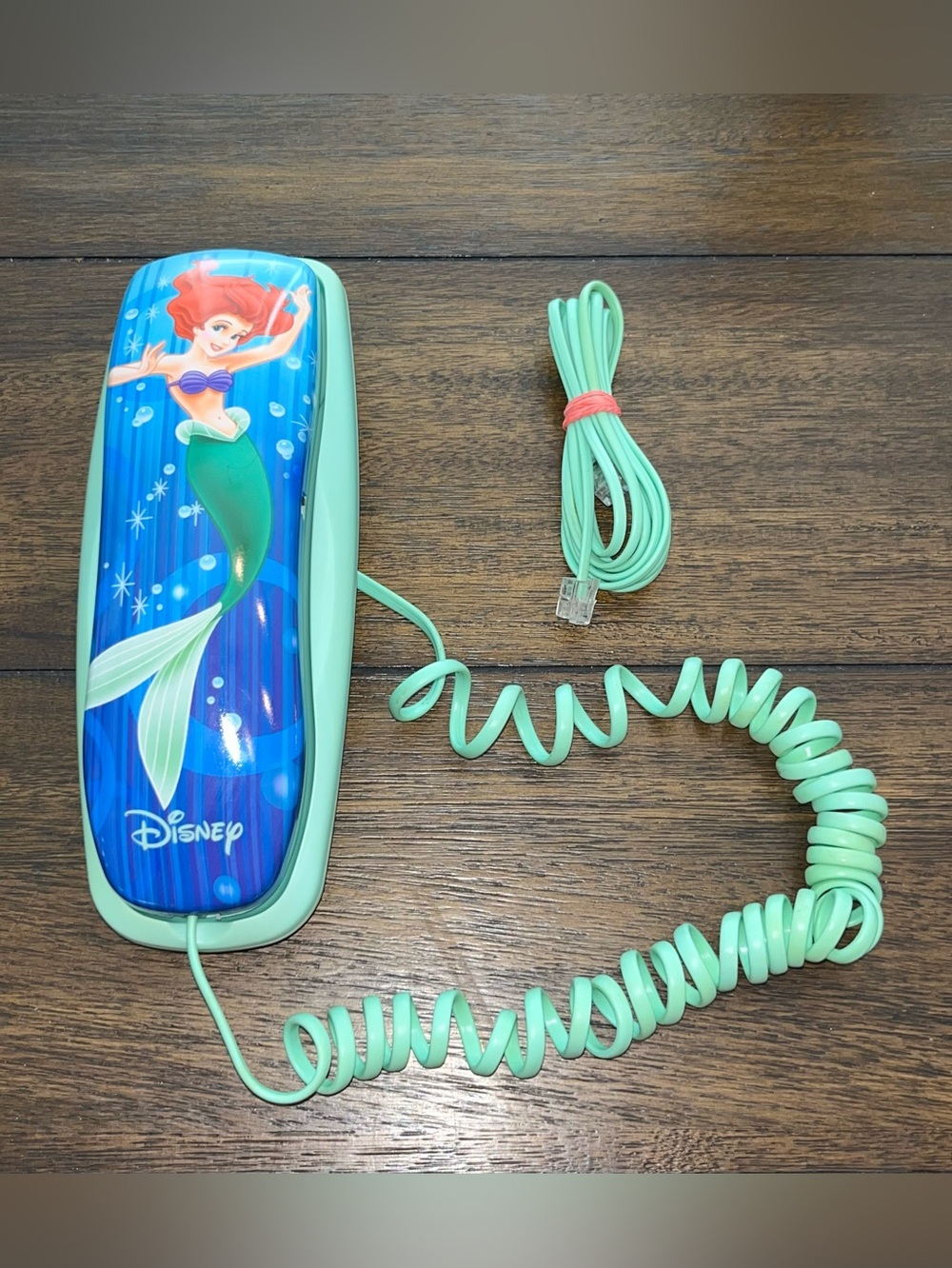 Little Mermaid “Ariel” Disney Trim Line Phone: KNG America 2006 See Description